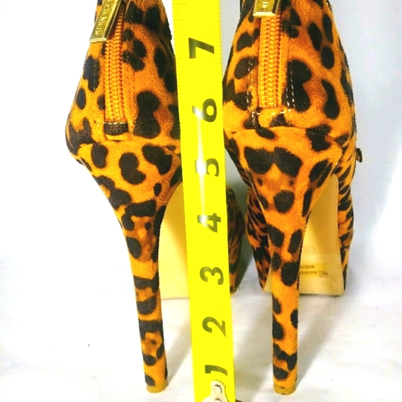 Triple Buckle platform stiletto heels - Picture 7 of 16